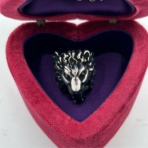 Women’s Gucci, Lionhead, motif sterling silver ring size 8/8.5 made in Italy